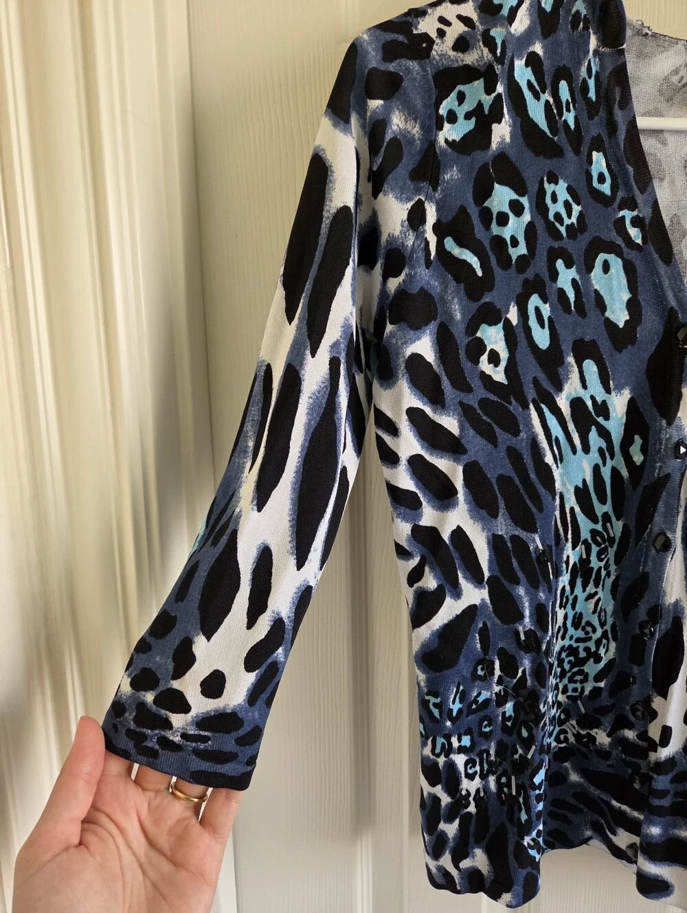 Alberto Makali Blue Leopard Print Cardigan Sweater V-Neck Beaded Knit L Large
